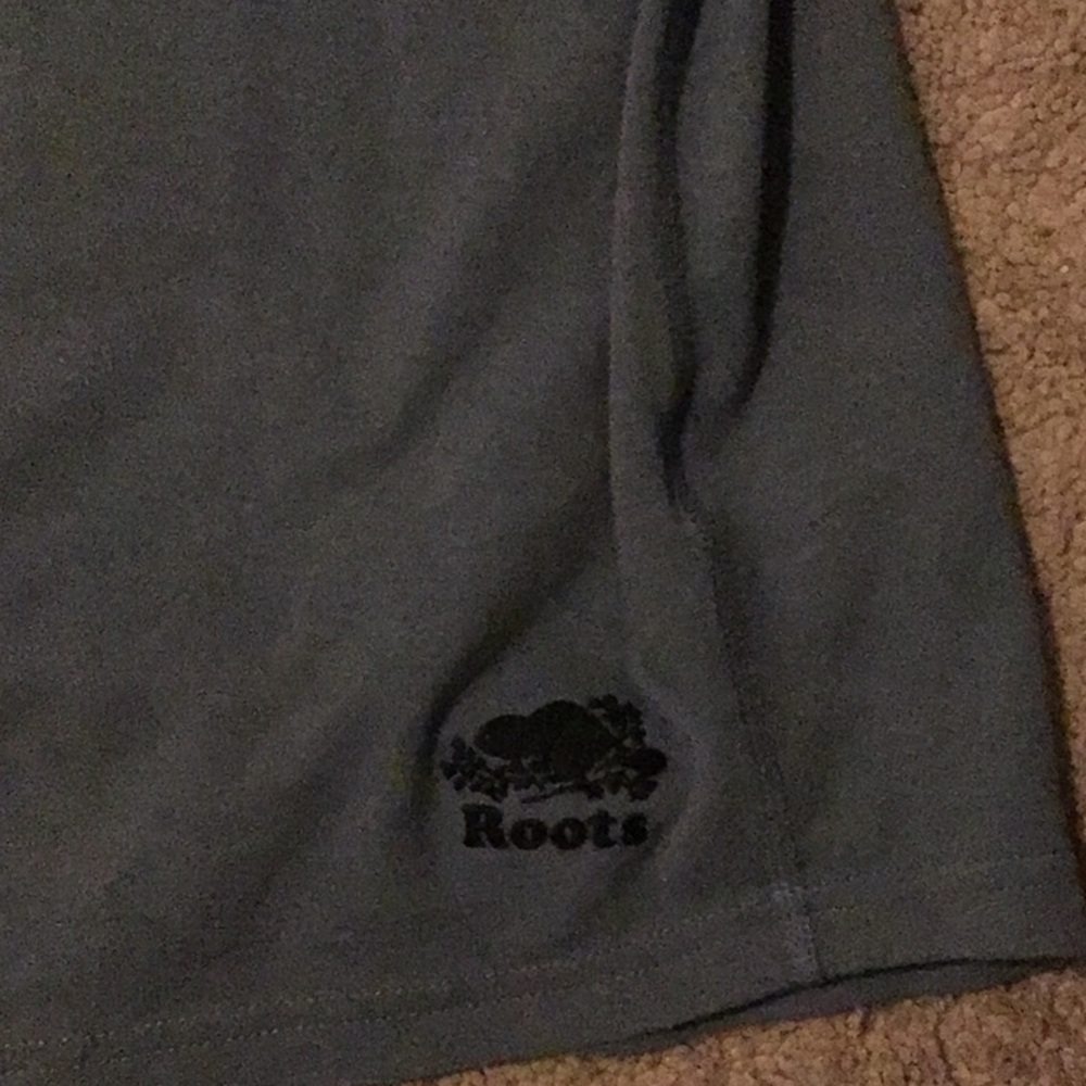 Roots: t-shirt - Picture 2 of 4